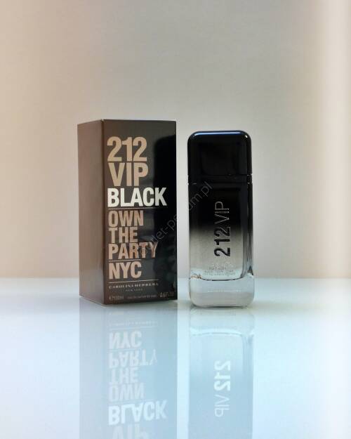 CAROLINA HERRERA 212 VIP BLACK OWN THE PARTY 80ML EDT